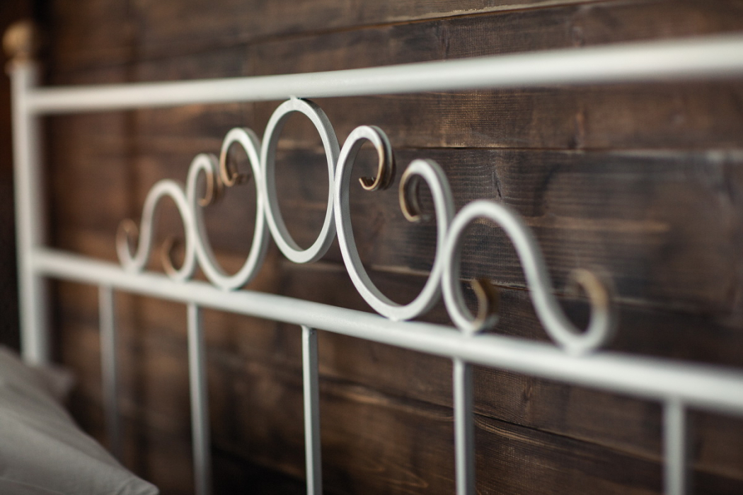 Кованые кровати, Кованая кровать Сандра1.8 с двумя спинками