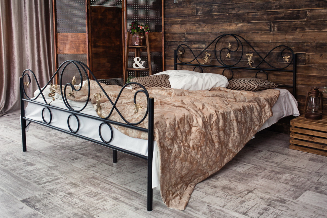 Кованые кровати, Кованая кровать Венеция 1.6 с двумя спинками