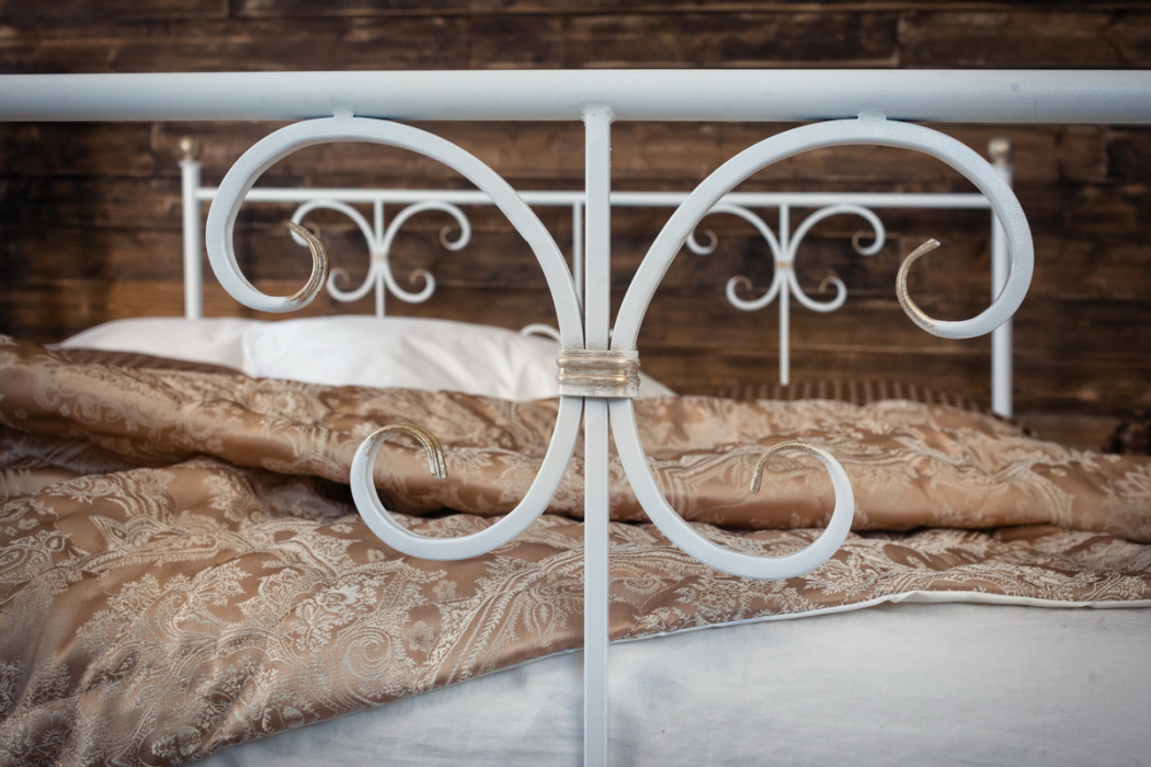 Кованые кровати, Кованая кровать Симона 1.8 с одной спинкой