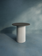 Обеденные столы, Стол круглый обеденный с белым металлическим подстольем TRUBIS Wood L 80